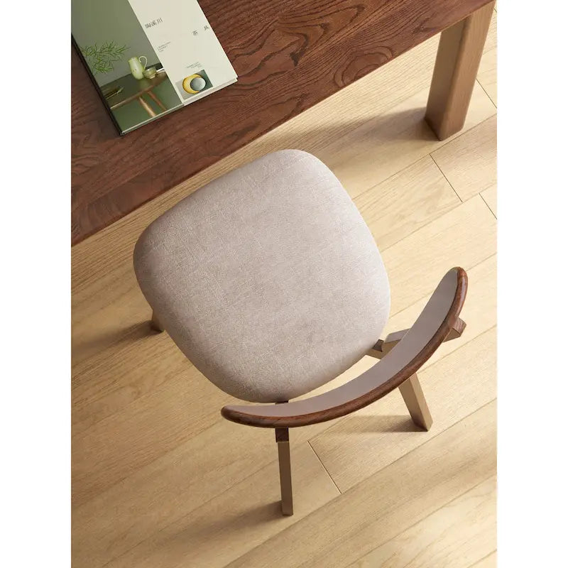 Premium Solid Wood Dining Chair with Exceptional Craftsmanship for Comfortable Seating